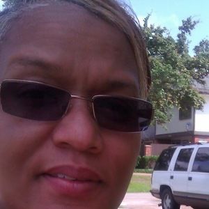 Meet your Posher, Tania